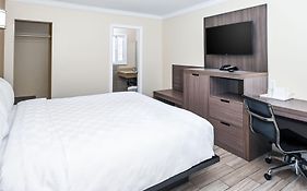 Sea Rock Inn - Long Beach